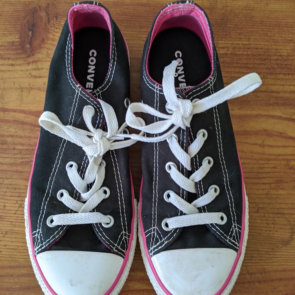 Girls Converse shoes